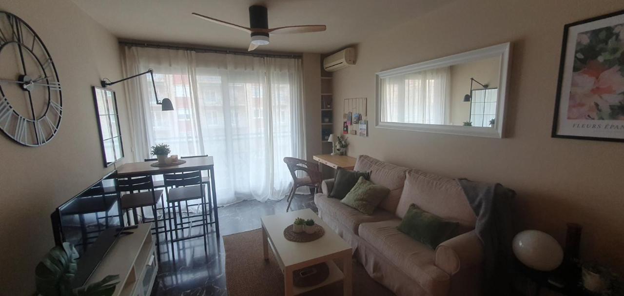 Apartamenticos Studio 75 Zaragoza Ngoại thất bức ảnh
