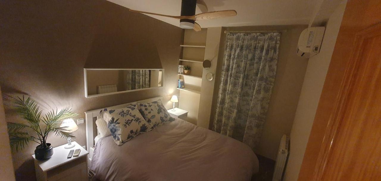 Apartamenticos Studio 75 Zaragoza Ngoại thất bức ảnh